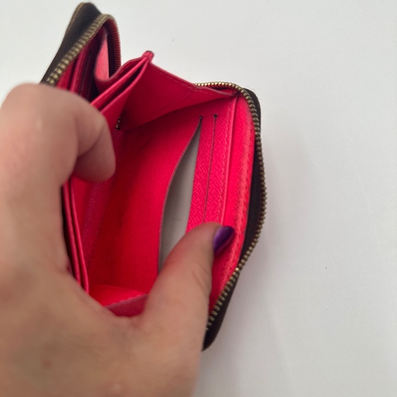 Louis Vuitton Limited Edition  Stephen Sprouse Zippy Wallet - Picture 11 of 12